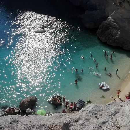 Salento Vela *